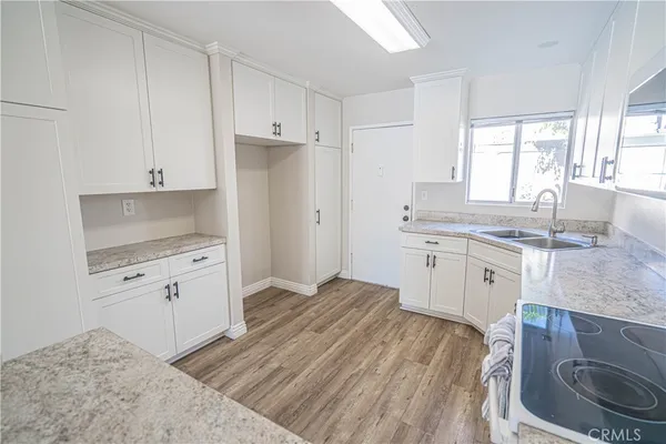 $625,000 | 24430 West Nicklaus Drive, Unit L2, Valencia, CA 91355