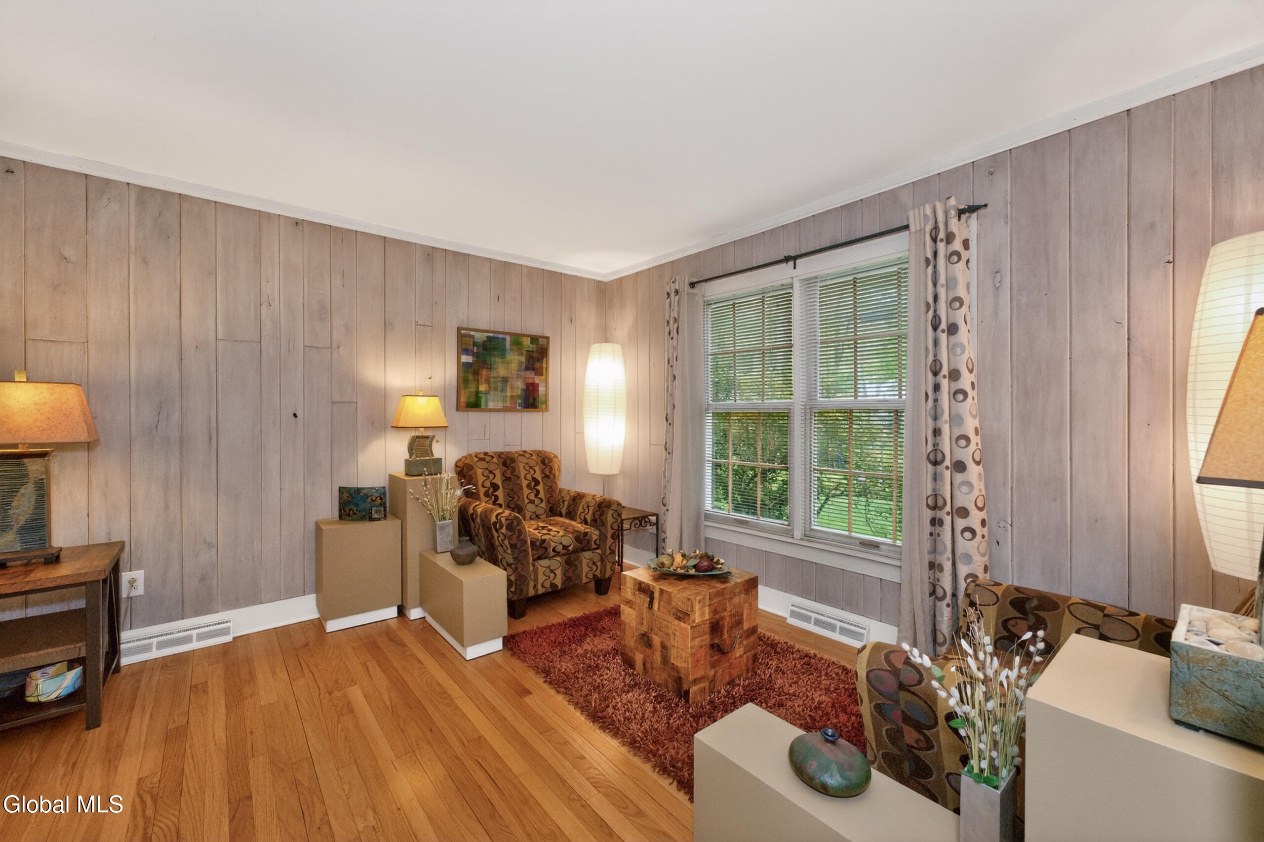 36 Carriage Road Bethlehem, NY 12054 - Photo 9 of 49 2 Livingroom 2