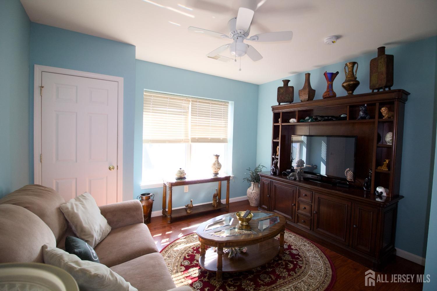 368-368 Rector Street, Unit 510 Perth Amboy, NJ 08861 - Photo 23 of 46