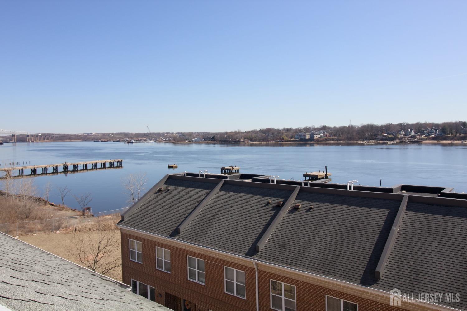 368-368 Rector Street, Unit 510 Perth Amboy, NJ 08861 - Photo 37 of 46