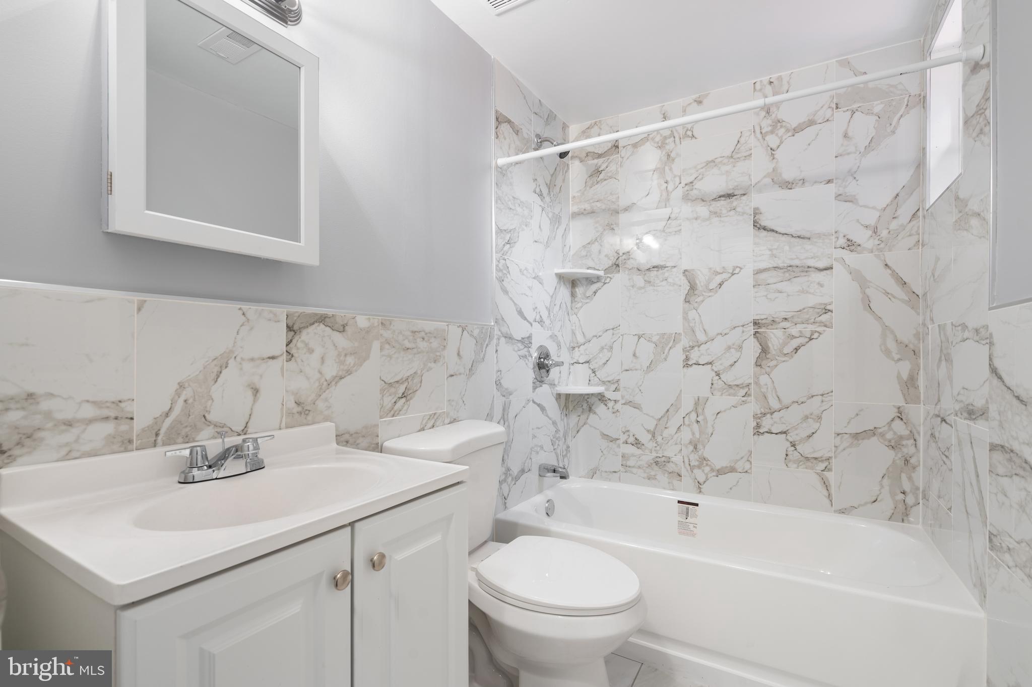 714 South Randolph Street Philadelphia, PA 19147 - Photo 27 of 33