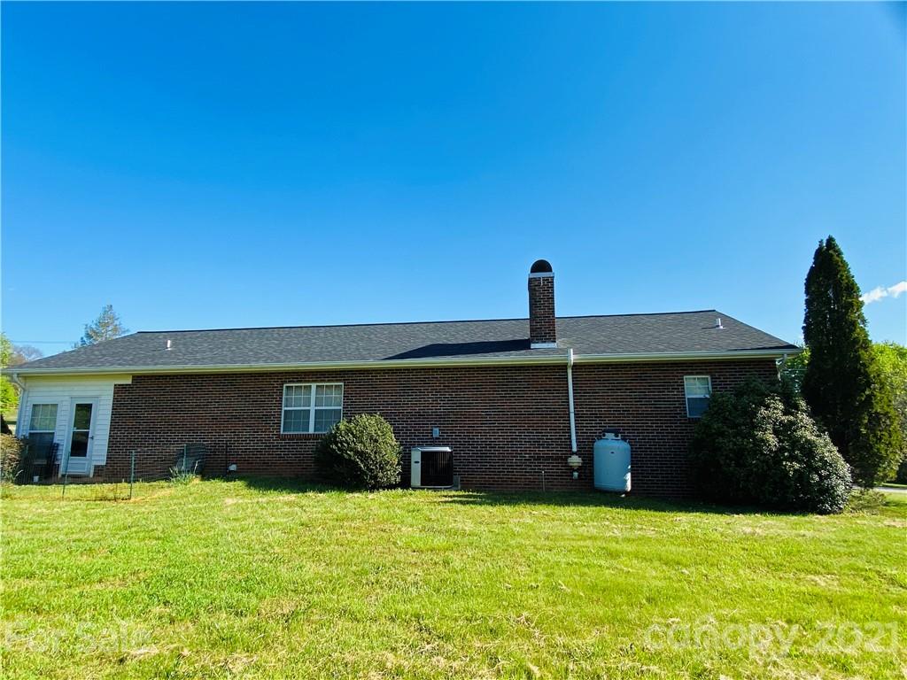 3177 Rocky Road Lenoir, NC 28645 - Photo 3 of 5 Gallery Image 3