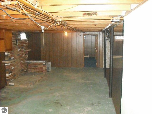 1827 East Washington Road Ithaca, MI 48847 - Photo 17 of 32 1790182-16.JPG