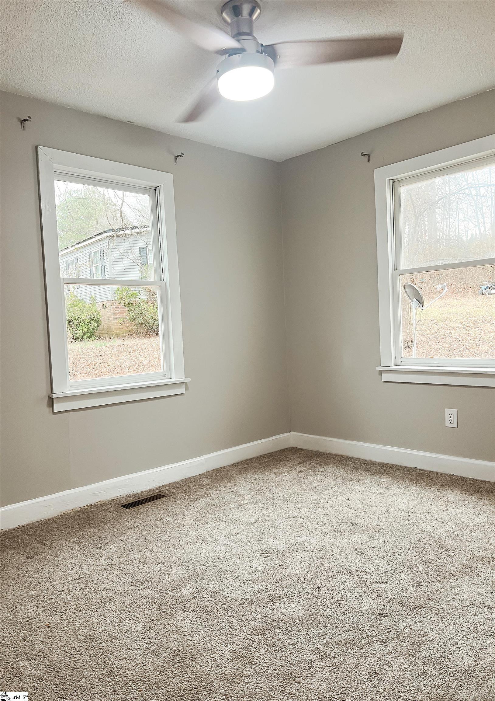 216 Porter Road Pendleton, SC 29670 - Photo 4 of 11 Gallery Image 4