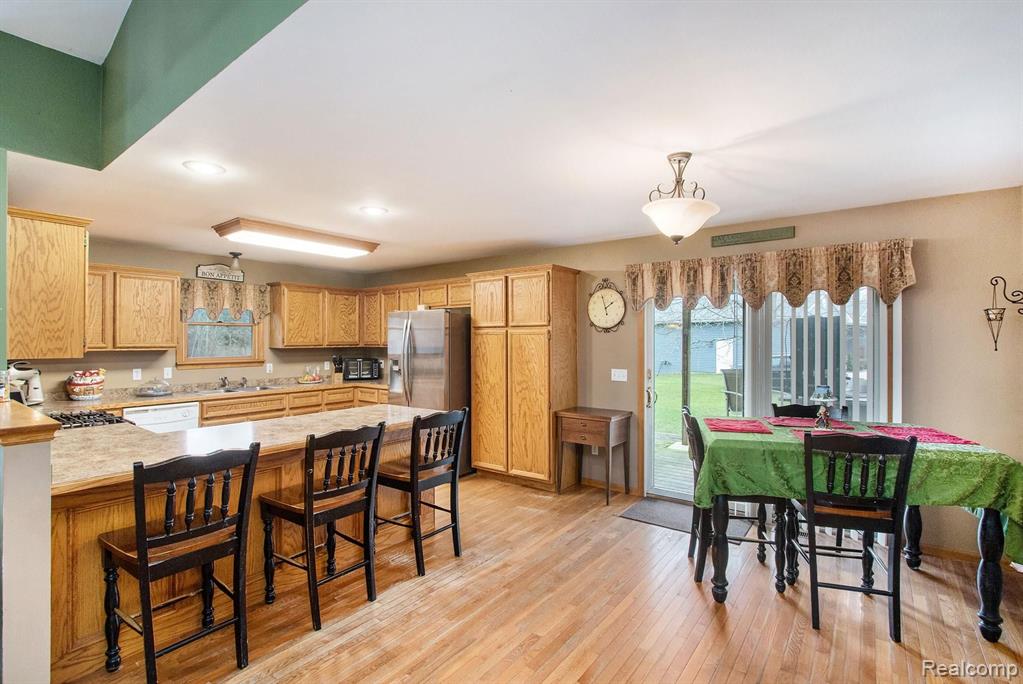 39 Peters Path Lapeer, MI 48446 - Photo 6 of 23