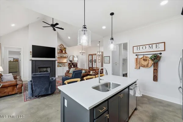 $355,000 | 35 Village Circle, Benton, MS 39039