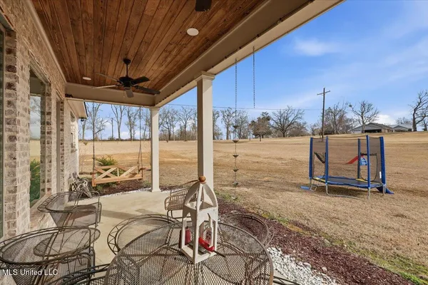 $355,000 | 35 Village Circle, Benton, MS 39039