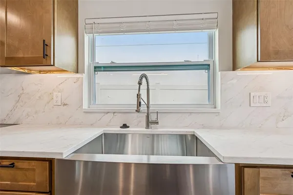 a close view of sink and tap