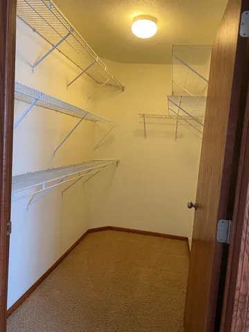 $250,000 | 606 32nd Street North, Moorhead, MN 56560