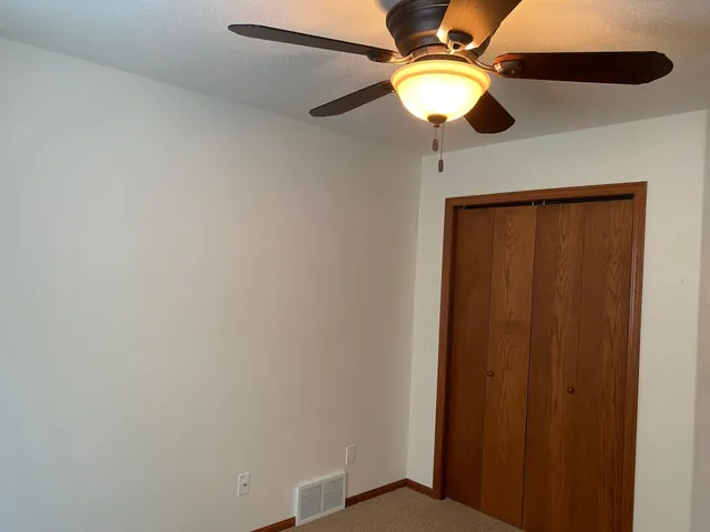 $250,000 | 606 32nd Street North, Moorhead, MN 56560