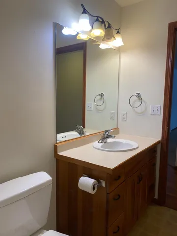 $250,000 | 606 32nd Street North, Moorhead, MN 56560