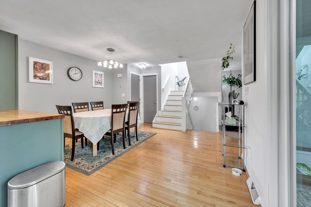 140 Mountain Gate Road, Unit 140 Ashland, MA 01721 - Photo 3 of 27 Gallery Image 3