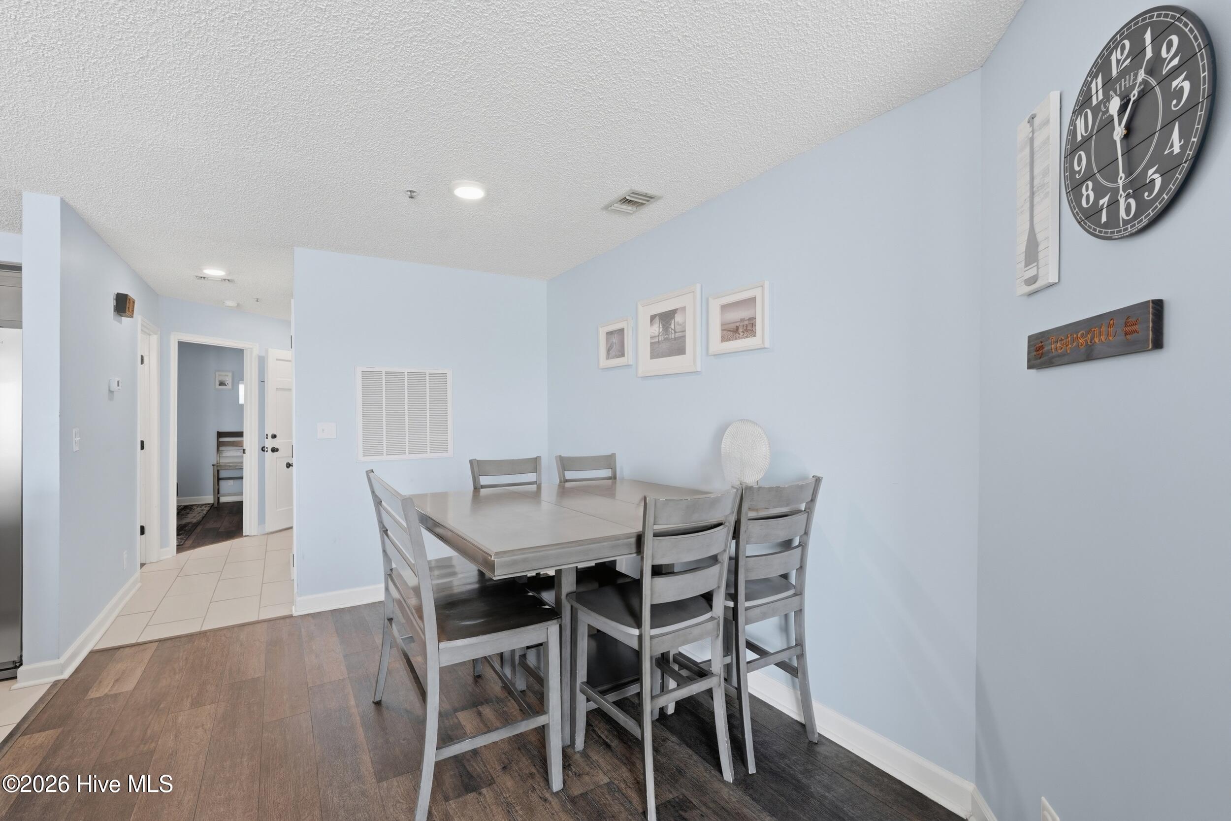 790 New River Inlet Road, Unit 114A North Topsail Beach, NC 28460 - Photo 10 of 37 15_dining