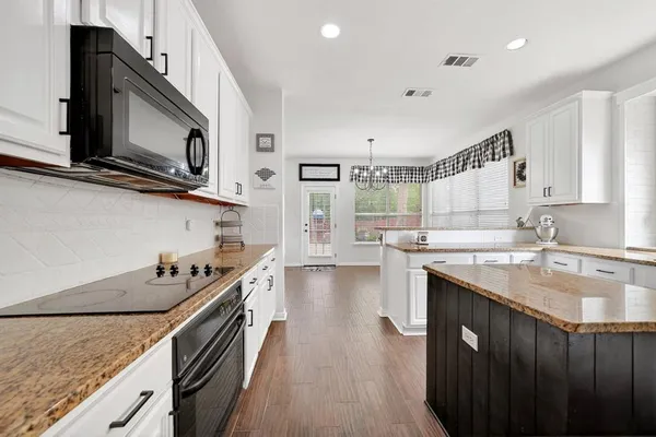 $4,500 | 8310 Sawgrass Lane, Rowlett, TX 75089