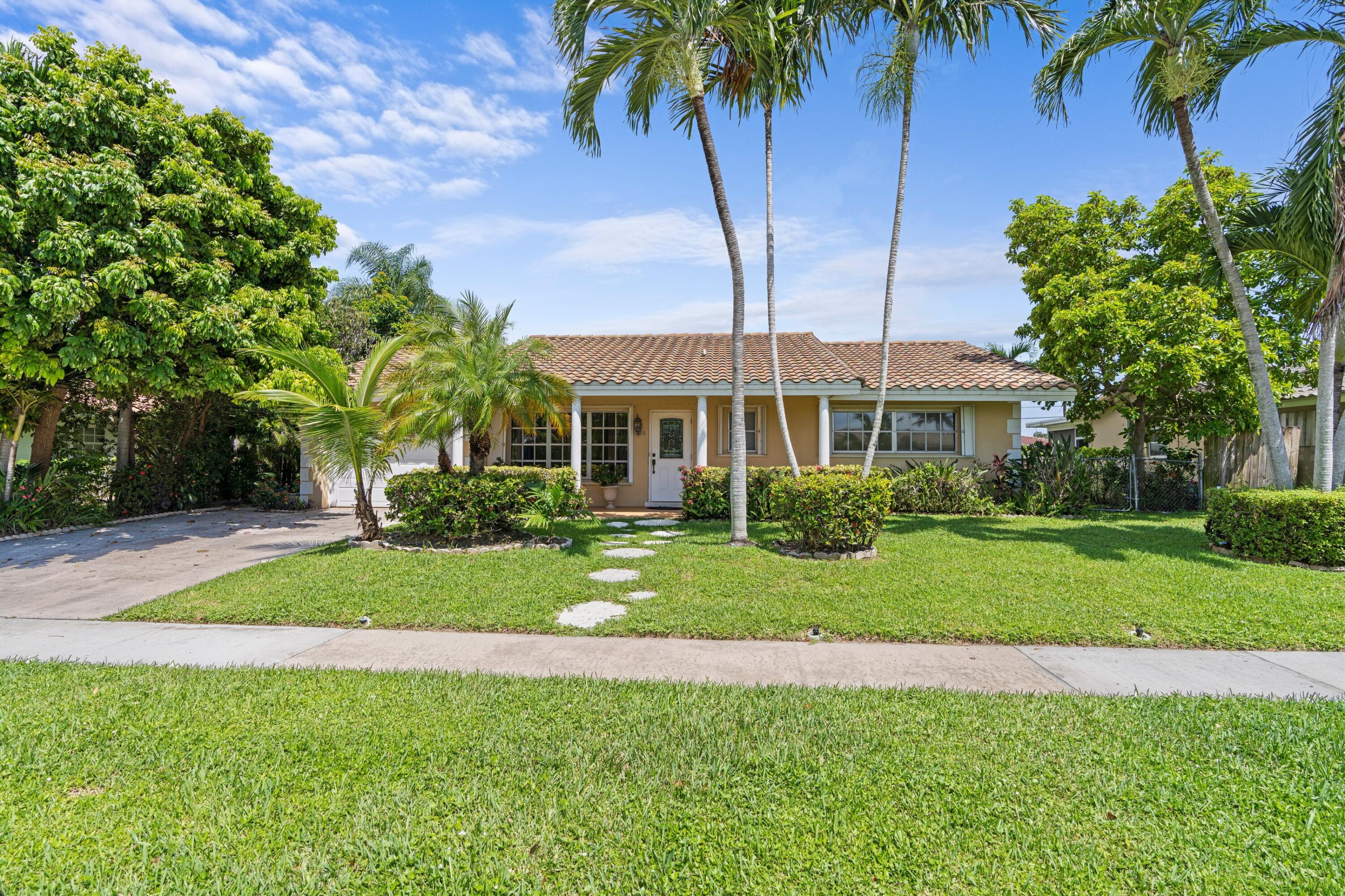 1385 Northwest 6th Street Boca Raton, FL 33486 - Photo 16 of 28 Front Exterior