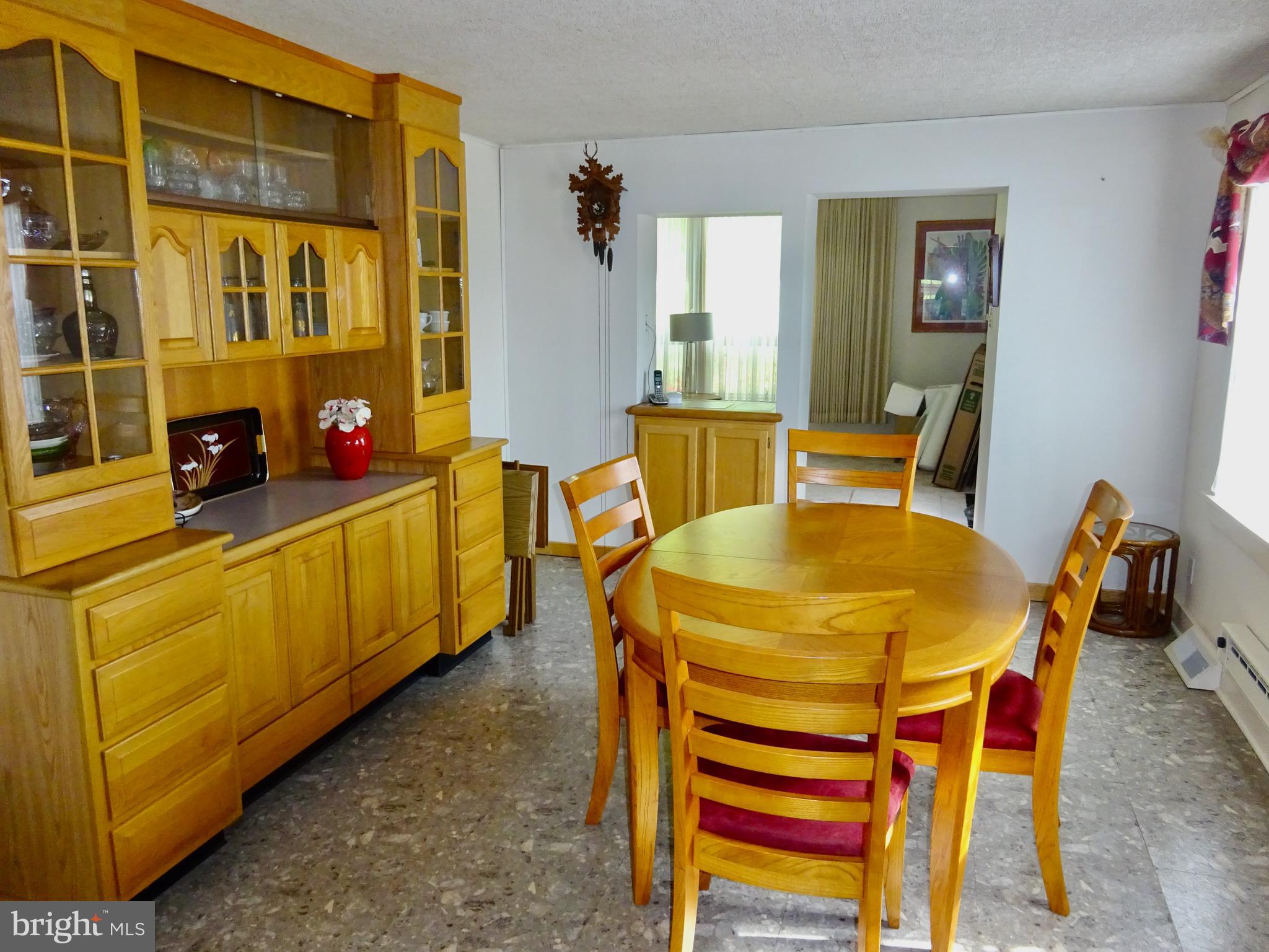 371 Wegman Road Reading, PA 19606 - Photo 15 of 113 Dining Room