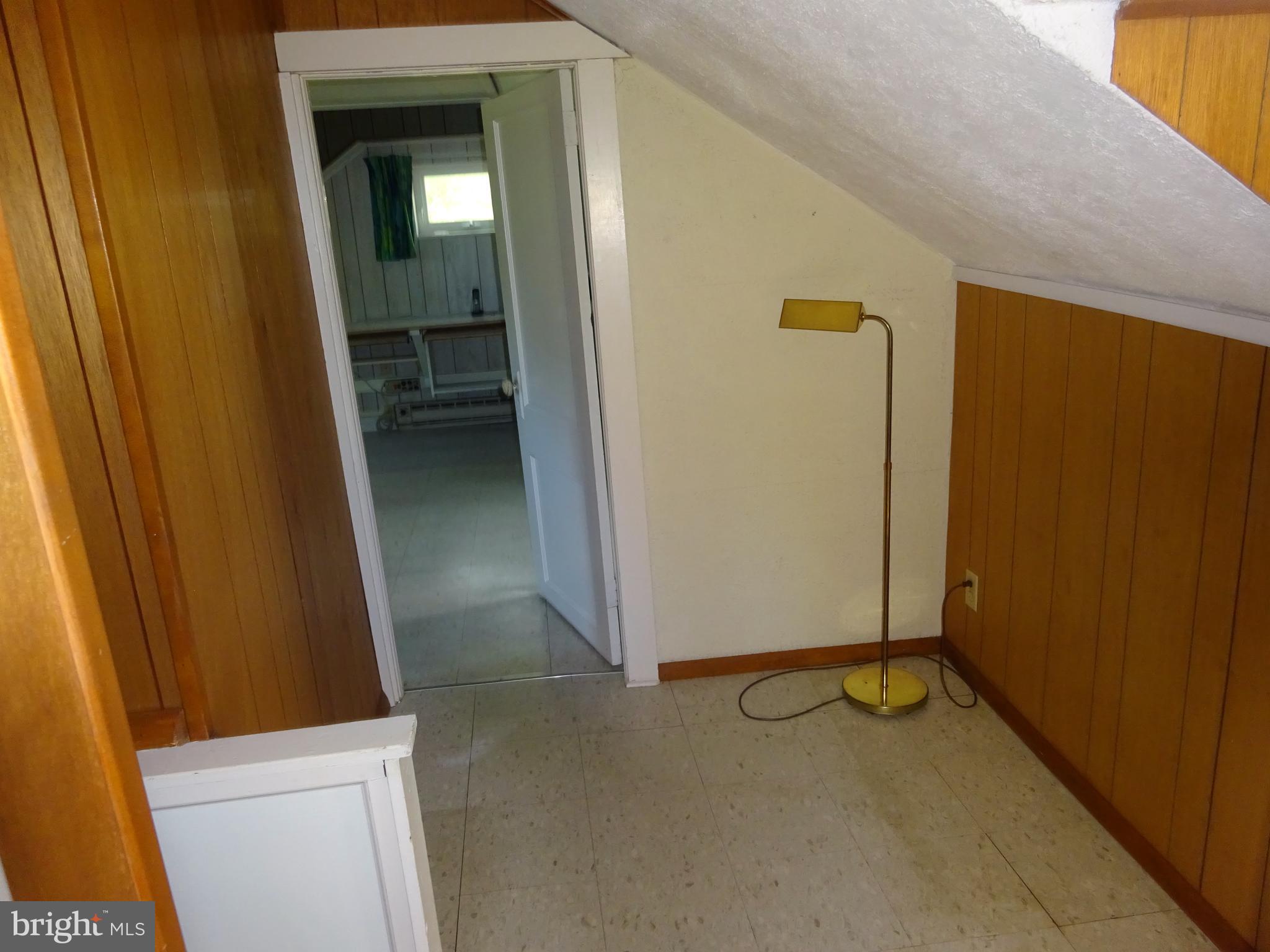 371 Wegman Road Reading, PA 19606 - Photo 38 of 113 2nd Level Landing