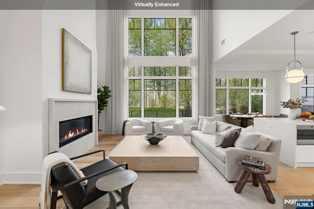 $3,095,000 | 1 Stone Brg Court, Demarest, NJ 07627