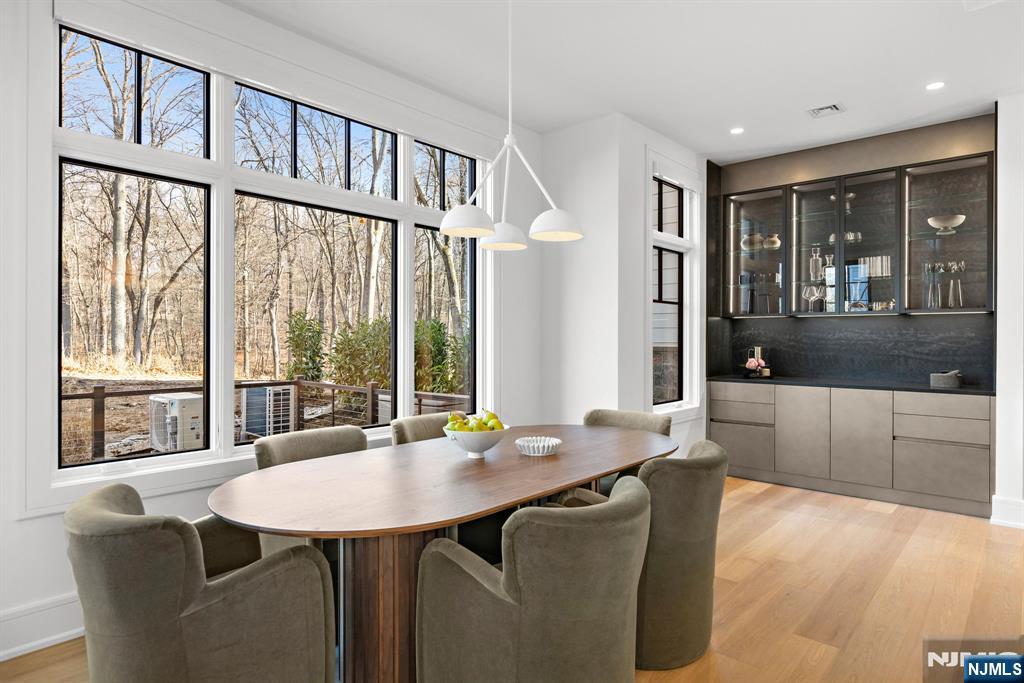 1 Stone Brg Court Demarest, NJ 07627 - Photo 9 of 44