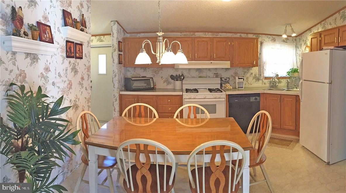 32044 Janice Road, Unit B1 Lewes, DE 19958 - Photo 4 of 14 Gallery Image 4