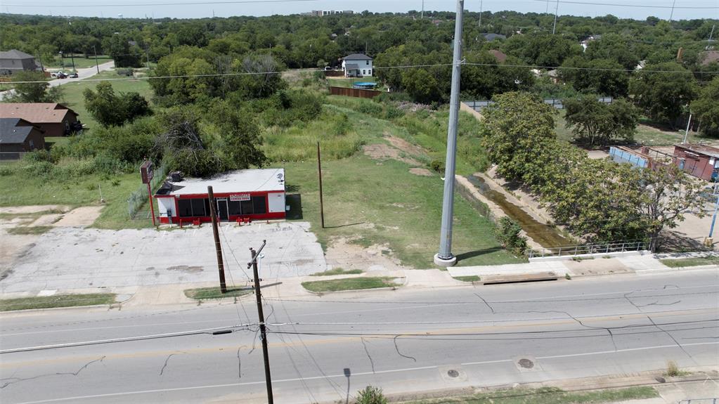 5417 Ramey Avenue Fort Worth, TX 76105 - Photo 2 of 6 a view of a park with large trees