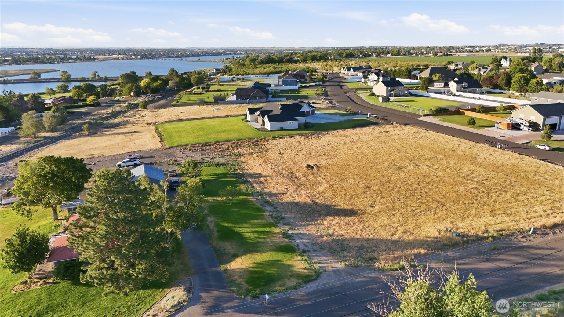 9512 Morgan Road Northeast Moses Lake, WA 98837 - Photo 1 of 11