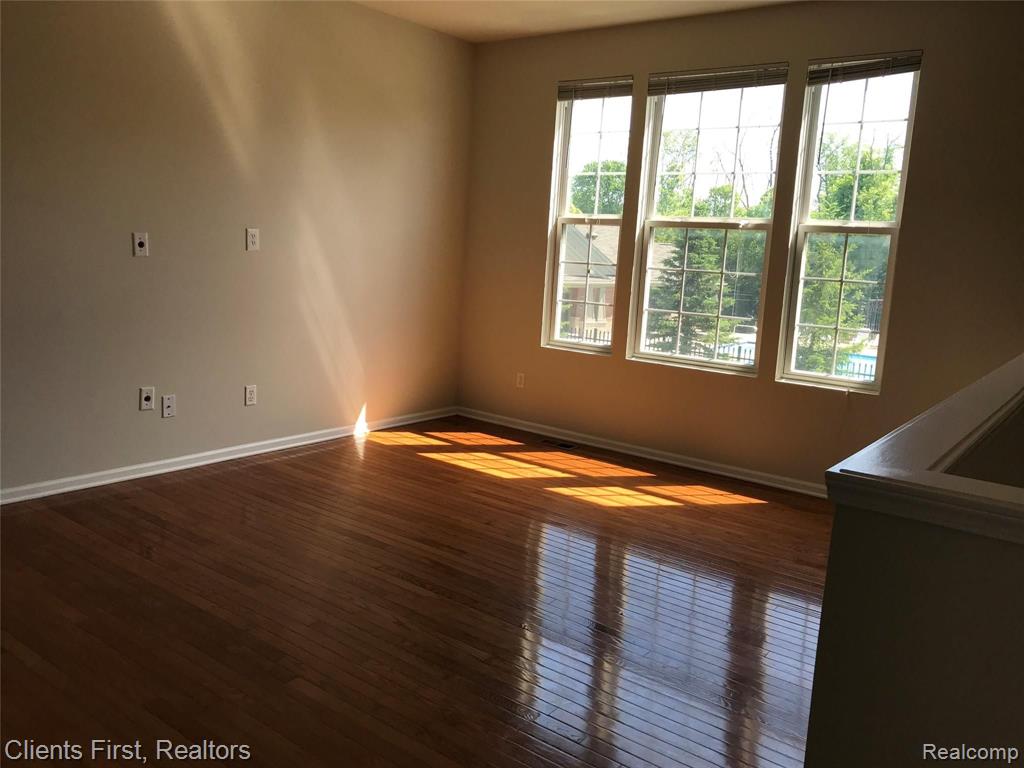 28058 Lightfoot Lane, Unit 324 Novi, MI 48377 - Photo 14 of 46