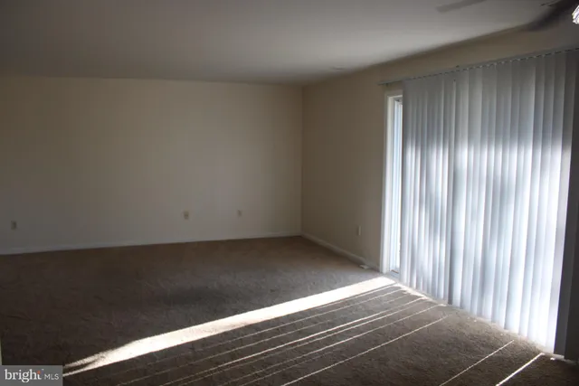 $1,850 | 6609 Rapid Water Way, Unit 102, Glen Burnie, MD 21060