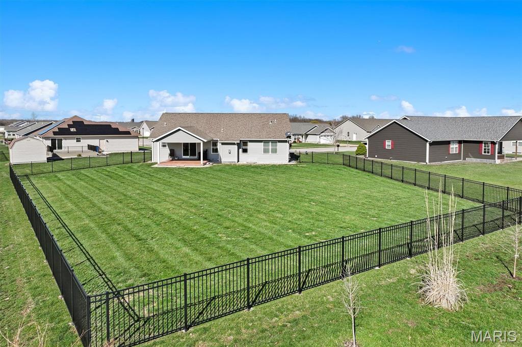 100 Bridgewater Lane Highland, IL 62249 - Photo 34 of 39
