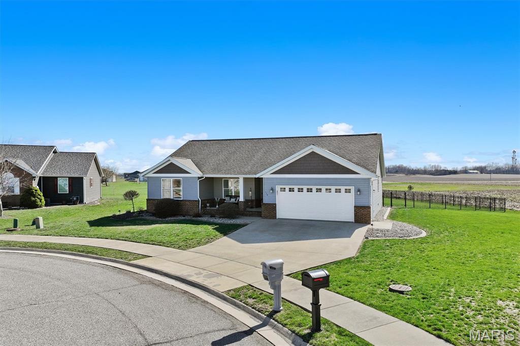 100 Bridgewater Lane Highland, IL 62249 - Photo 35 of 39