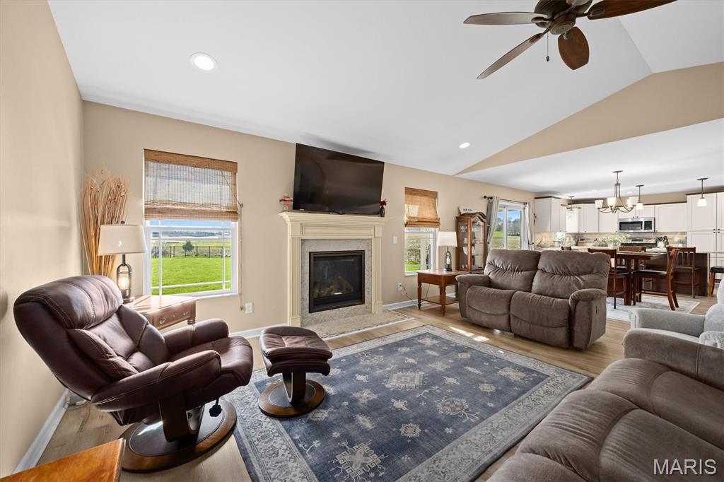 100 Bridgewater Lane Highland, IL 62249 - Photo 5 of 39
