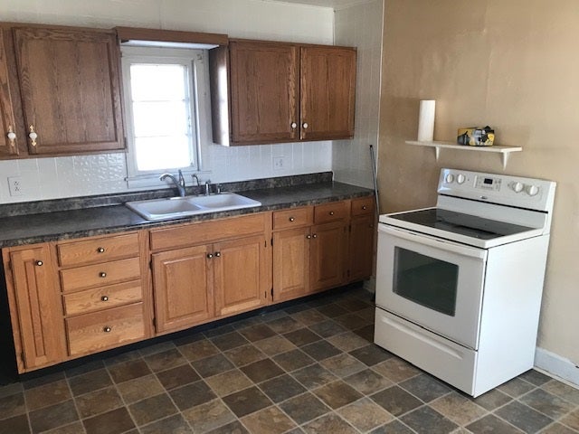 100 Walnut Street Tipton, IA 52772 - Photo 5 of 18 Gallery Image 5