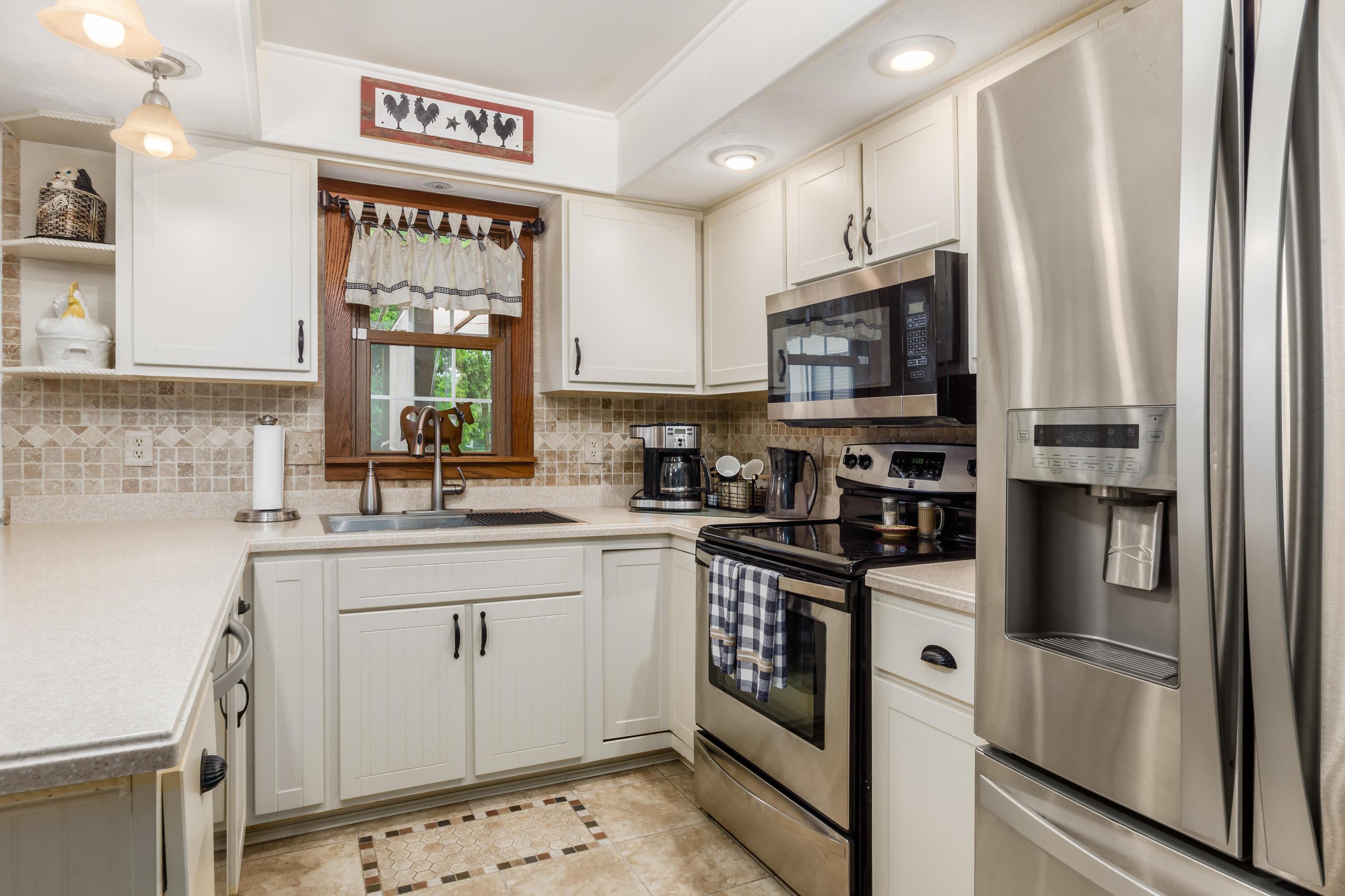 3665 Saturn Road Hilliard, OH 43026 - Photo 21 of 31 b_-_3665_Saturn_Rd_-_032