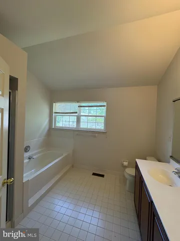 $2,890 | 1041 Greenes Way Circle, Collegeville, PA 19426