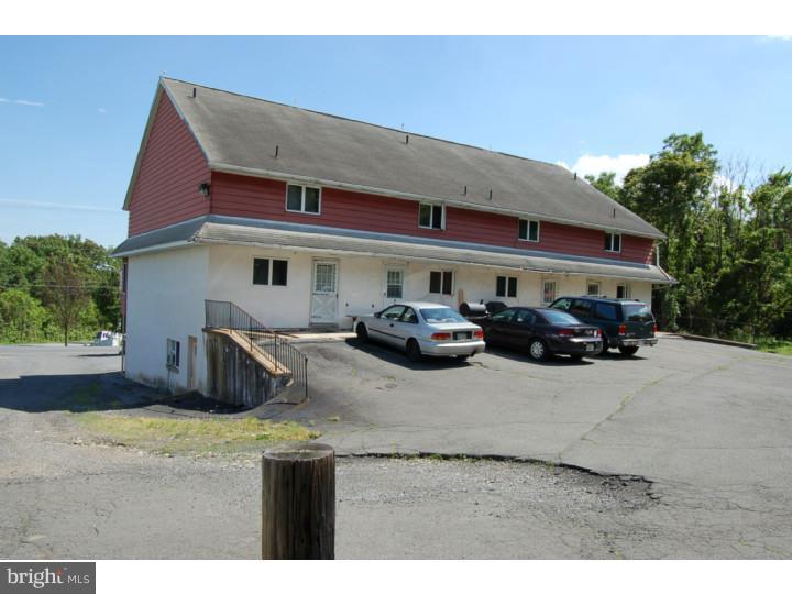 5370 Oley Turnpike Road Reading, PA 19606 - Photo 3 of 11