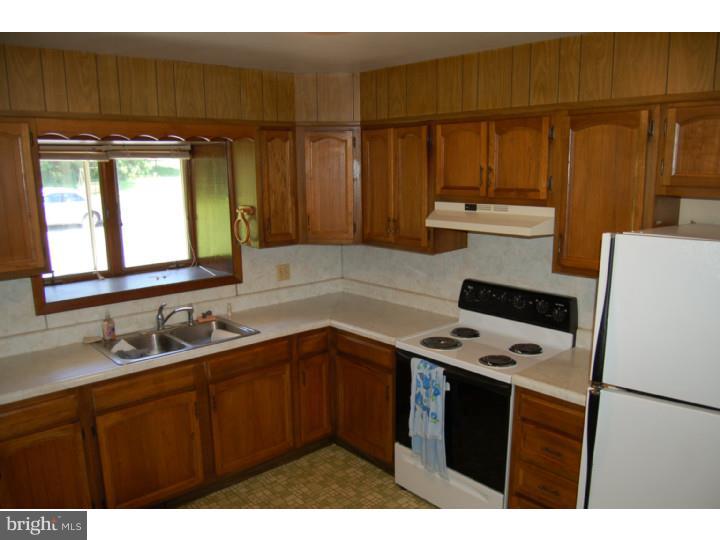 5370 Oley Turnpike Road Reading, PA 19606 - Photo 6 of 11