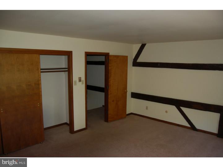 5370 Oley Turnpike Road Reading, PA 19606 - Photo 9 of 11