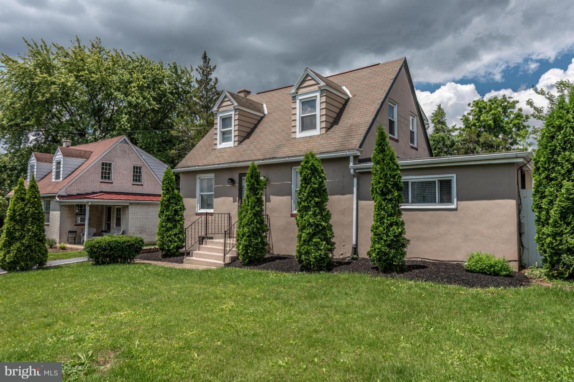 237 South Reading Road Ephrata, PA 17522 - Photo 1 of 22 Gallery Image 1