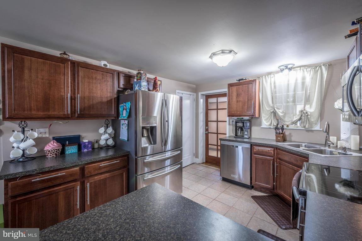 237 South Reading Road Ephrata, PA 17522 - Photo 10 of 22 Gallery Image 10