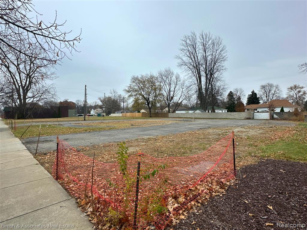 22675 Goddard Road Taylor, MI 48180 - Photo 2 of 4