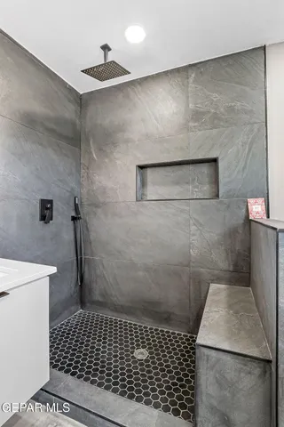 $950,000 | 810 Gato Road, El Paso, TX 79932