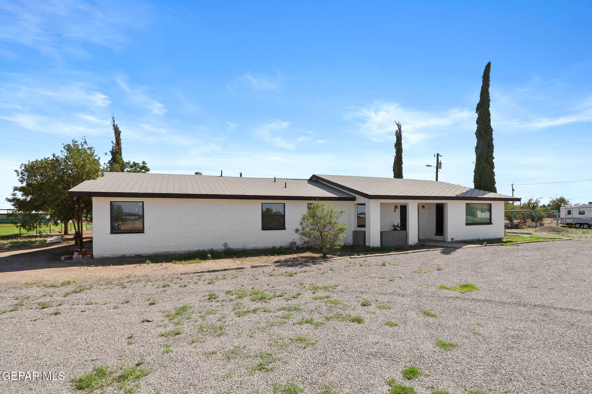 810 Gato Road El Paso, TX 79932 - Photo 5 of 73 87-web-or-mls-IMG_3728