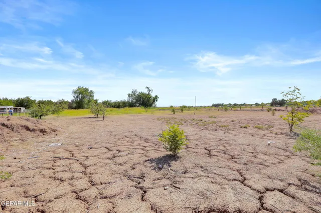 $950,000 | 810 Gato Road, El Paso, TX 79932