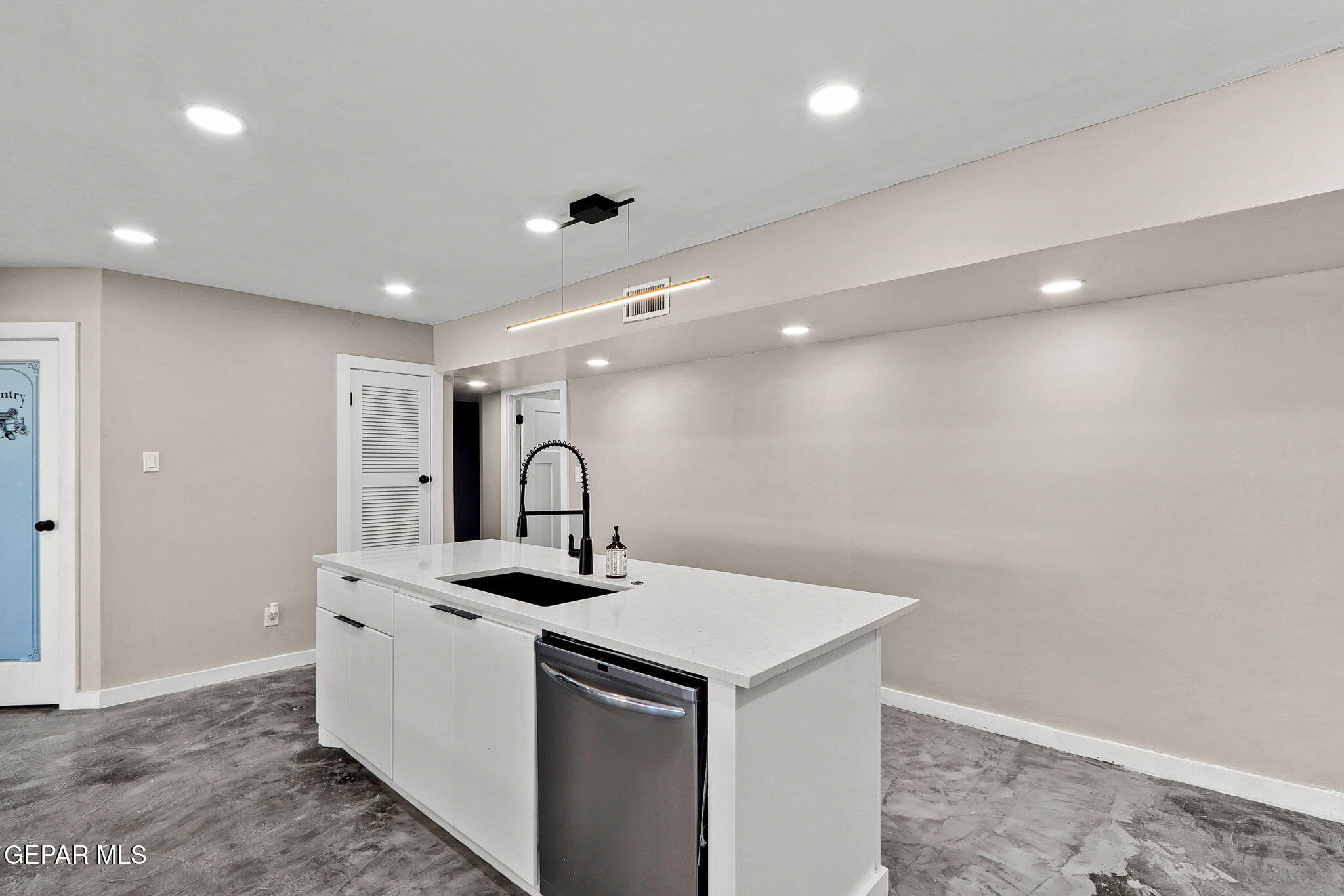 810 Gato Road El Paso, TX 79932 - Photo 60 of 73 61-web-or-mls-IMG_3491