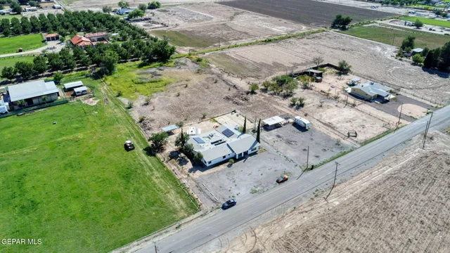 $950,000 | 810 Gato Road, El Paso, TX 79932