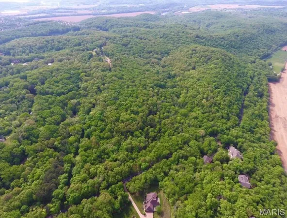 $965,000 | 910 Wengler Road, Eureka, MO 63069