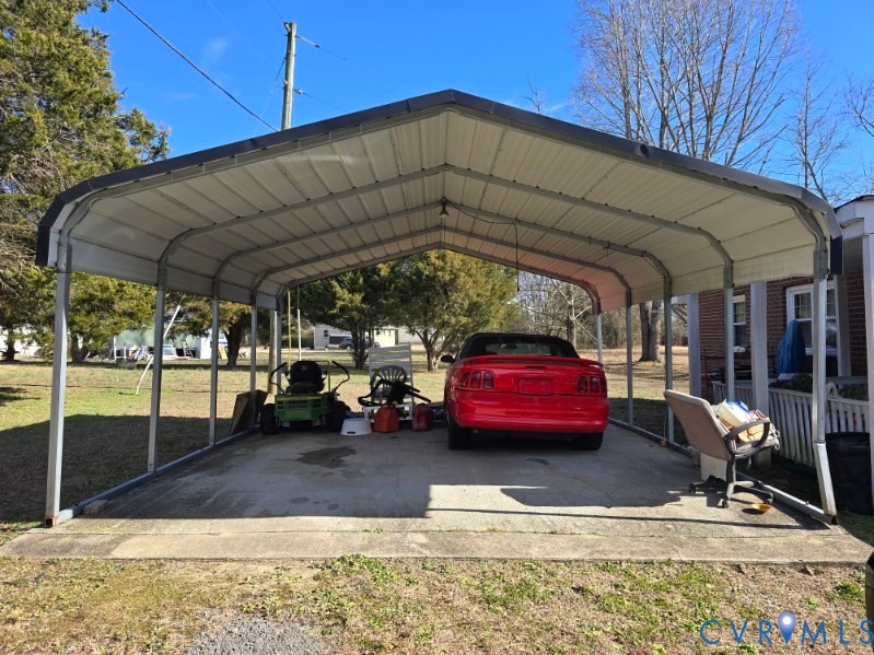 16023 Flatfoot Road Dinwiddie, VA 23841 - Photo 5 of 9