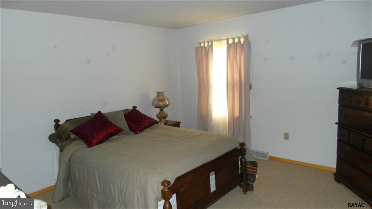295 Basehoar School Road Littlestown, PA 17340 - Photo 14 of 18