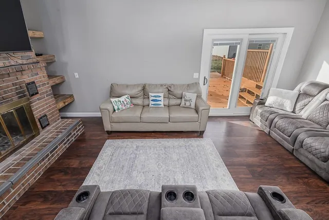 $679,950 | 14435 166th Street, Bonner Springs, KS 66012