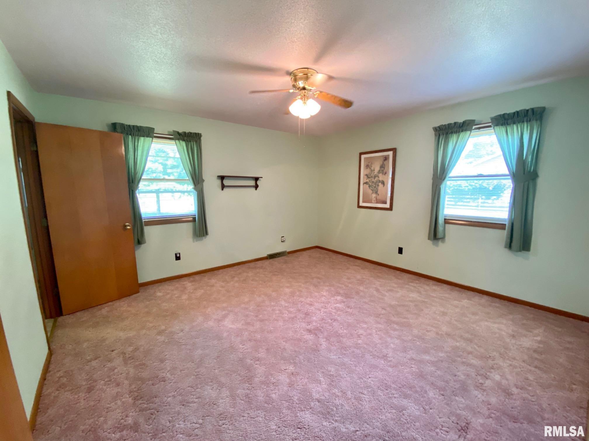 17111 River View Road Petersburg, IL 62675 - Photo 14 of 29 Gallery Image 14